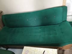 7 seater
good condition 
color green
with cover.
