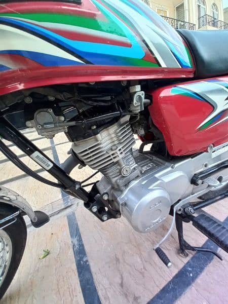 New conditions 125 honda for sale [serious customers can cantct only] 3