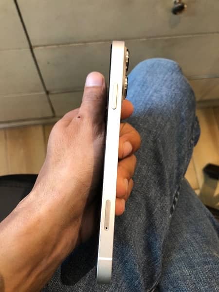 Iphone xr converted 15 pro White 2