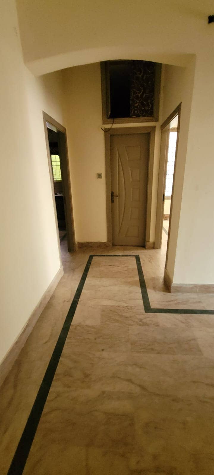 Family flat available for Rent Jahangir Town, Eimanabad Road 5 Marla 6