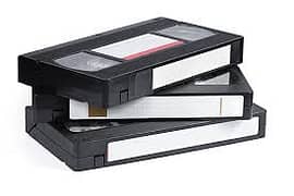 CONVERT VIDEO TAPE INTO USB POART ABLE DRIVE