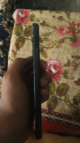 Infinix hot 30 play for sale 4/64 10/10 condition all ok phone 3