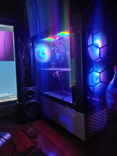 gaming pc with core i5 7th gen full RGB gaming case 1