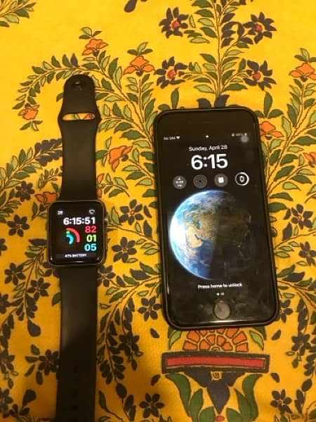 iphone se 2020 and apple watch series 1 0
