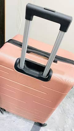 Large Suitcase Unbreakable