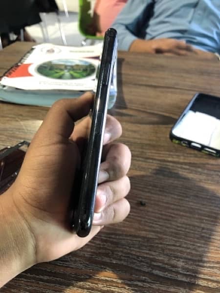Iphone 11 Pro Pta Approved 4