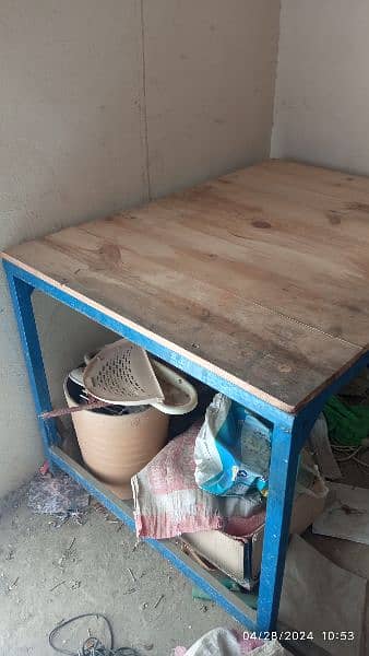 table for heavy work 0