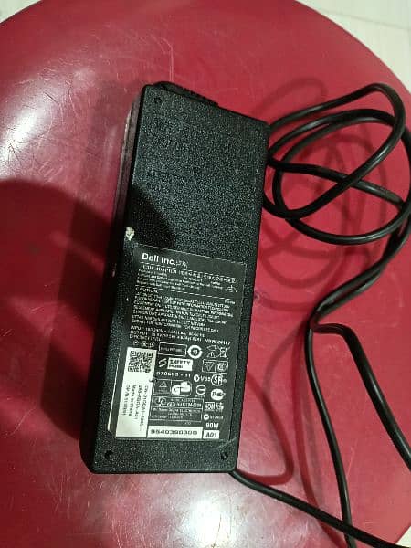 DELL BRANDED CHARGER 1