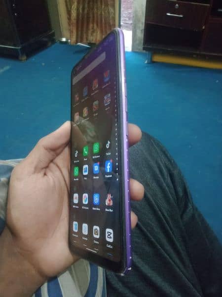 Tecno spark 6.4/64  only mobail 3