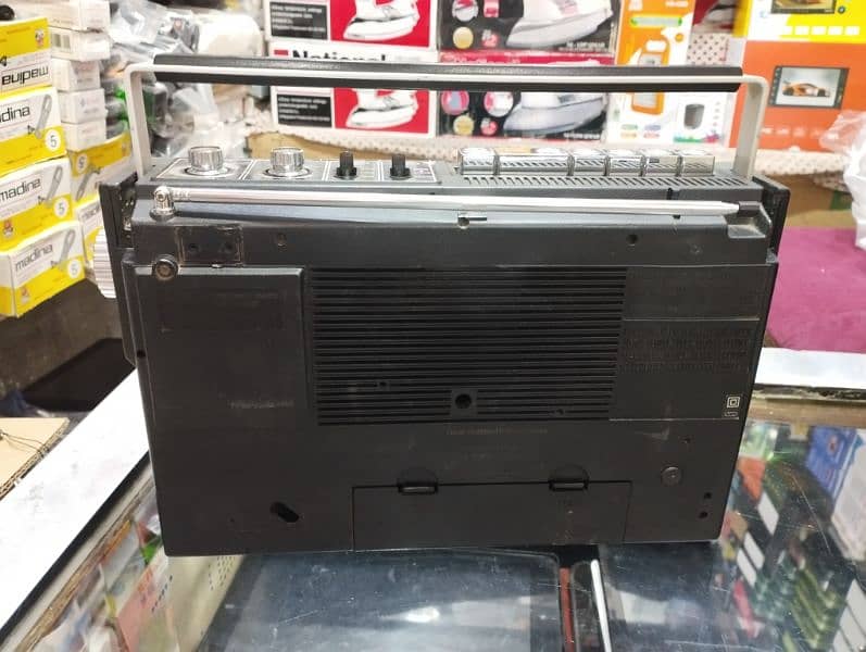 National Panasonic 543 Cassette Player and Radio - Best Condition 2