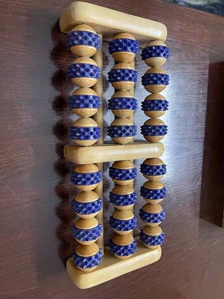 wooden foot massager 2