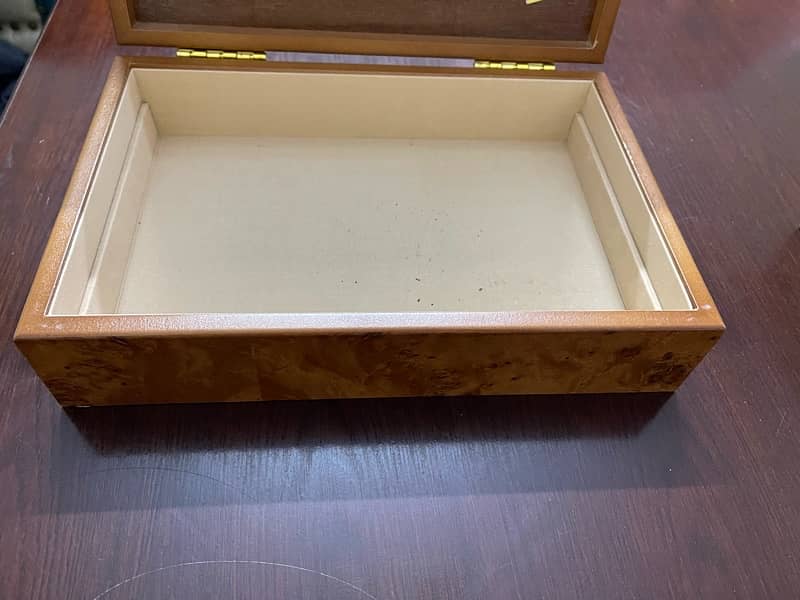 wooden box 1