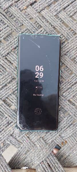 oneplus 8pro pta approved 8GB 256GB all ok only glass break 2