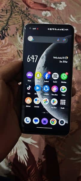 realme. 8 10by9 condition ha all ok ha only penal Chang ha. 8