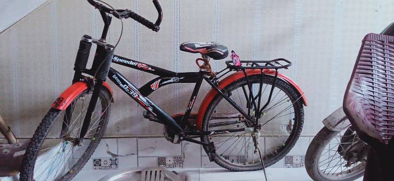 Bicycle for sale in good condition 4