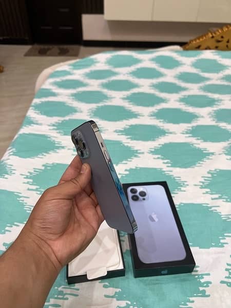 Iphone 13 Pro  physically dual pta aprroved 4