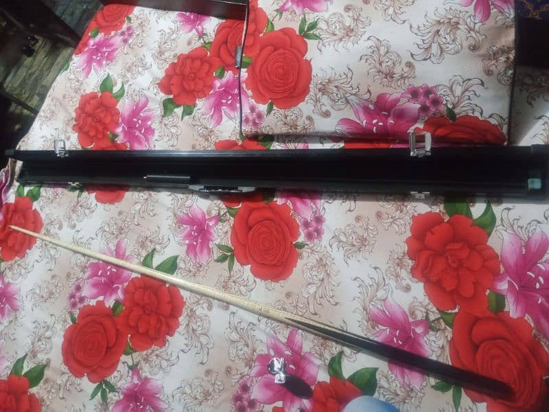 One Piece Snooker Stick With Box 2