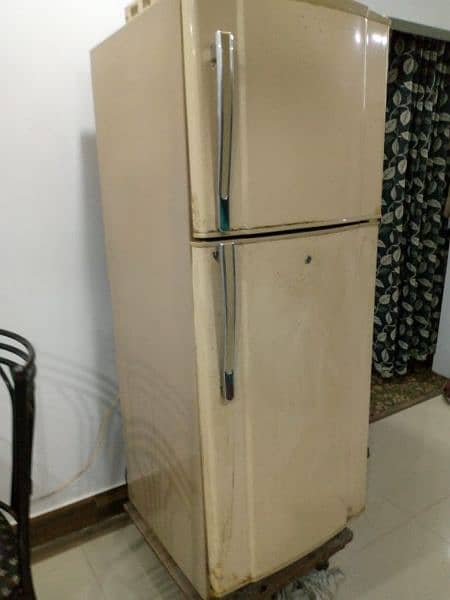 Cool Bank Refrigerator for sale in Excellent condition 2