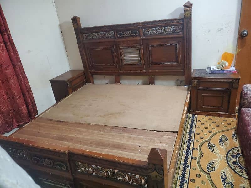 Used wooden Bed for sale 1