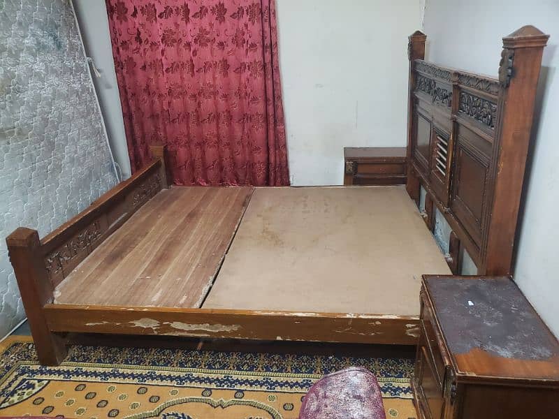 Used wooden Bed for sale 2