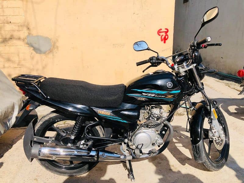 Yamaha DX 125 cc 3