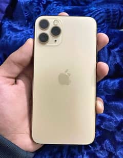 iPhone 11 Pro  256GB factory unlock with charger