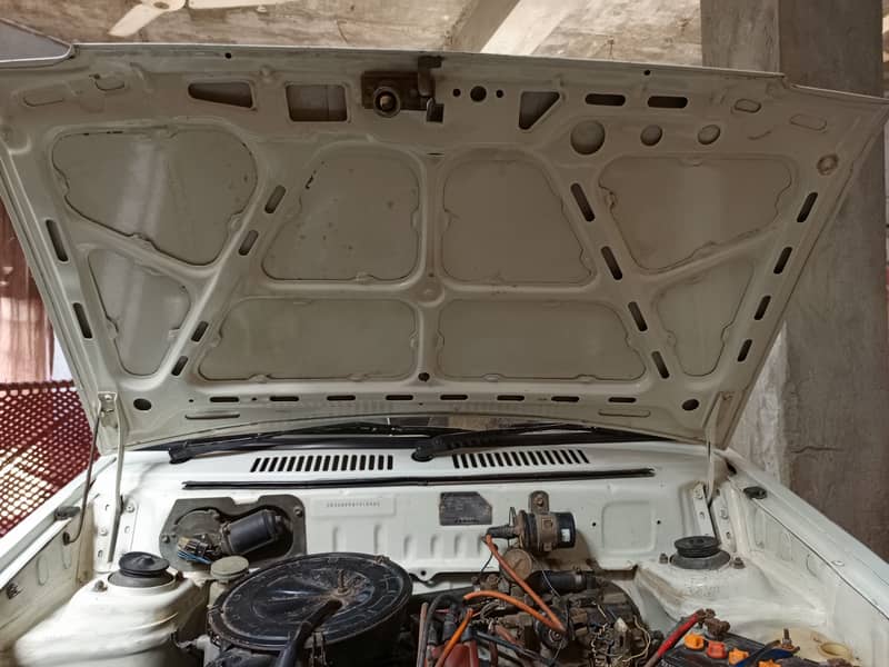 Suzuki Mehran vx 2011, sindh registered 5