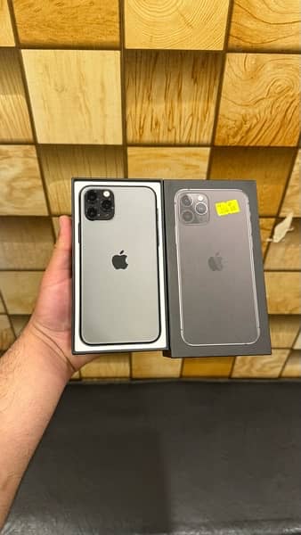 iPhone 11 Pro 256Gb (With Box) 0