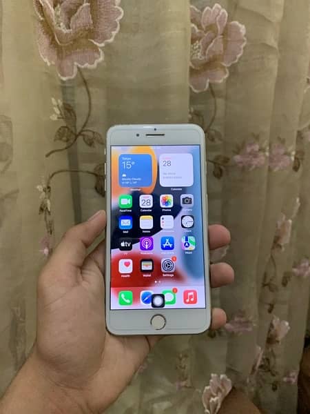 iPhone 7plus 32Gb white colour 0