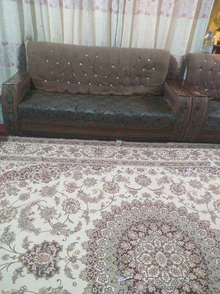 sofa 5 sitter for sale 0