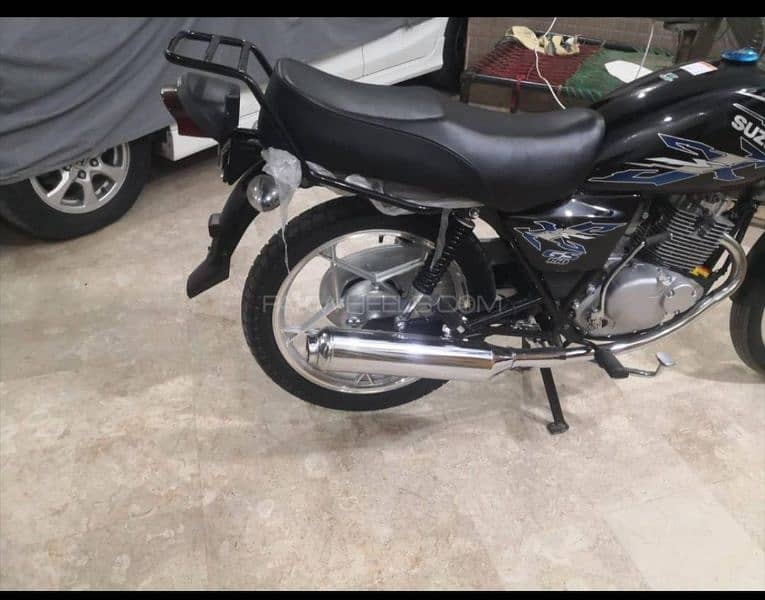 Suzuki gs 150 se 2