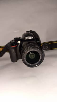 NIKON D3400 (18-55)mm lens