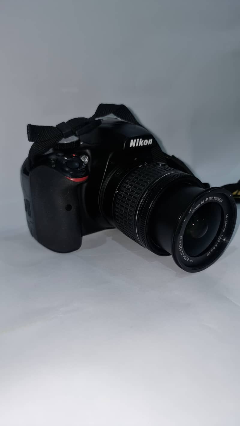 NIKON D3400 (18-55)mm lens 1