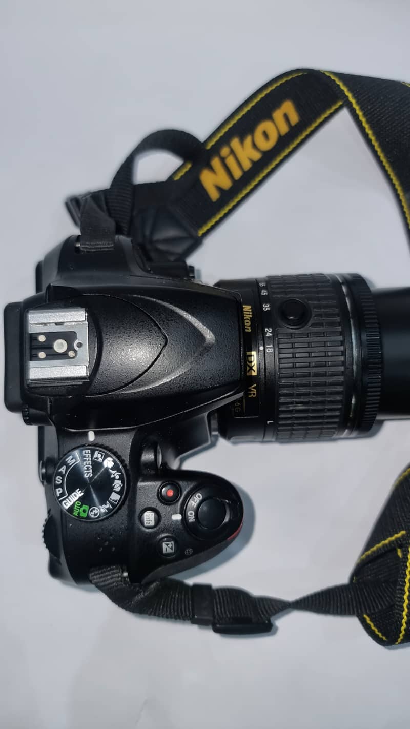 NIKON D3400 (18-55)mm lens 4