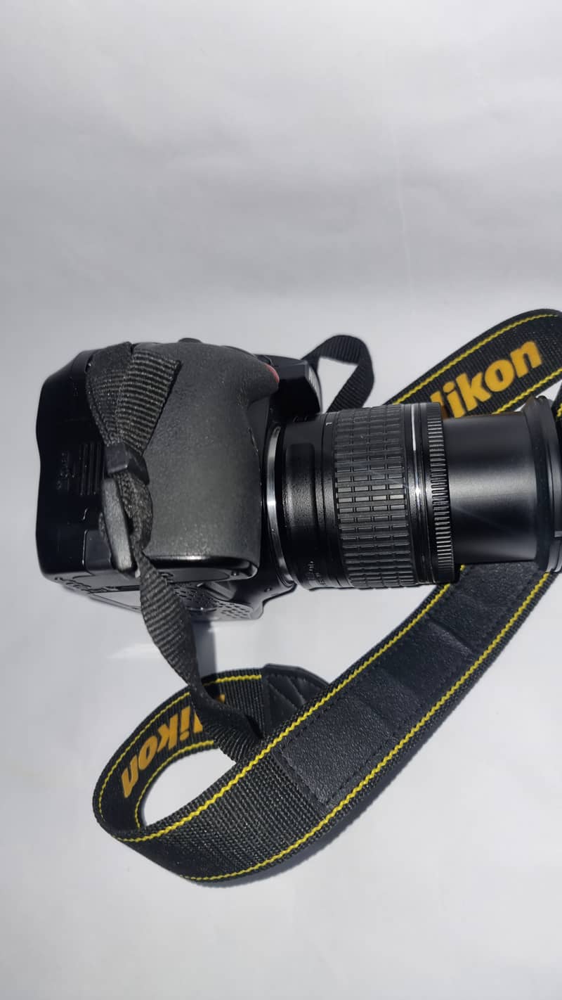 NIKON D3400 (18-55)mm lens 7