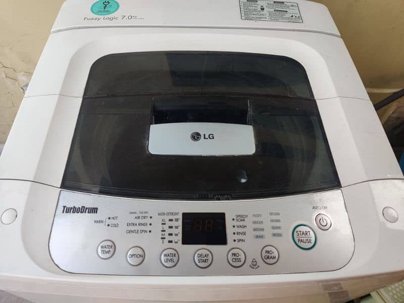 LG 7.5Kg automatic washing machine 0