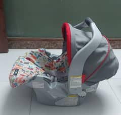 Carry Cot / Car Seat and Baby Bag