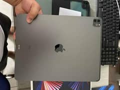 iPad pro m2 chip 2022 4th Gen 256gb with full box for sale