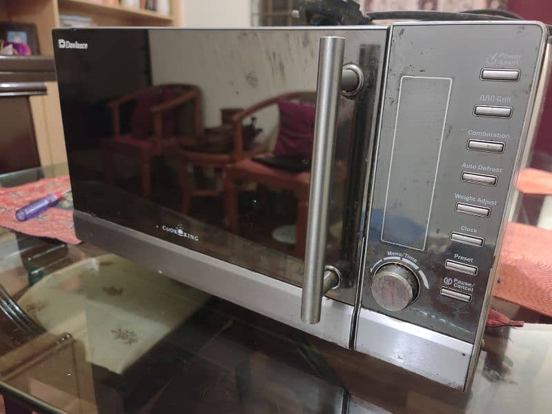 Dawlance DW-393 Microwave Oven 0