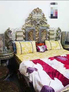 KING SIZE BED SET AND DRESSING SET JEWELLERY