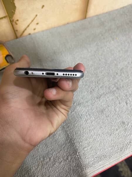 Iphone 6 PTA approved 5