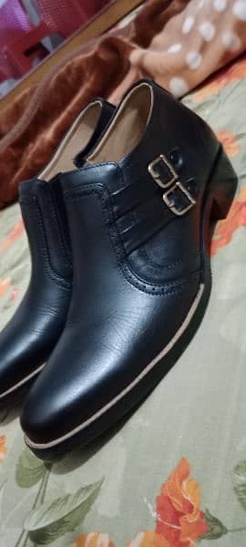 best new boots black 8 number he 1