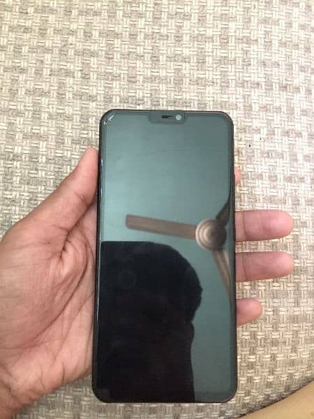 Vivo v9 4/64 with charger saaf condition 2