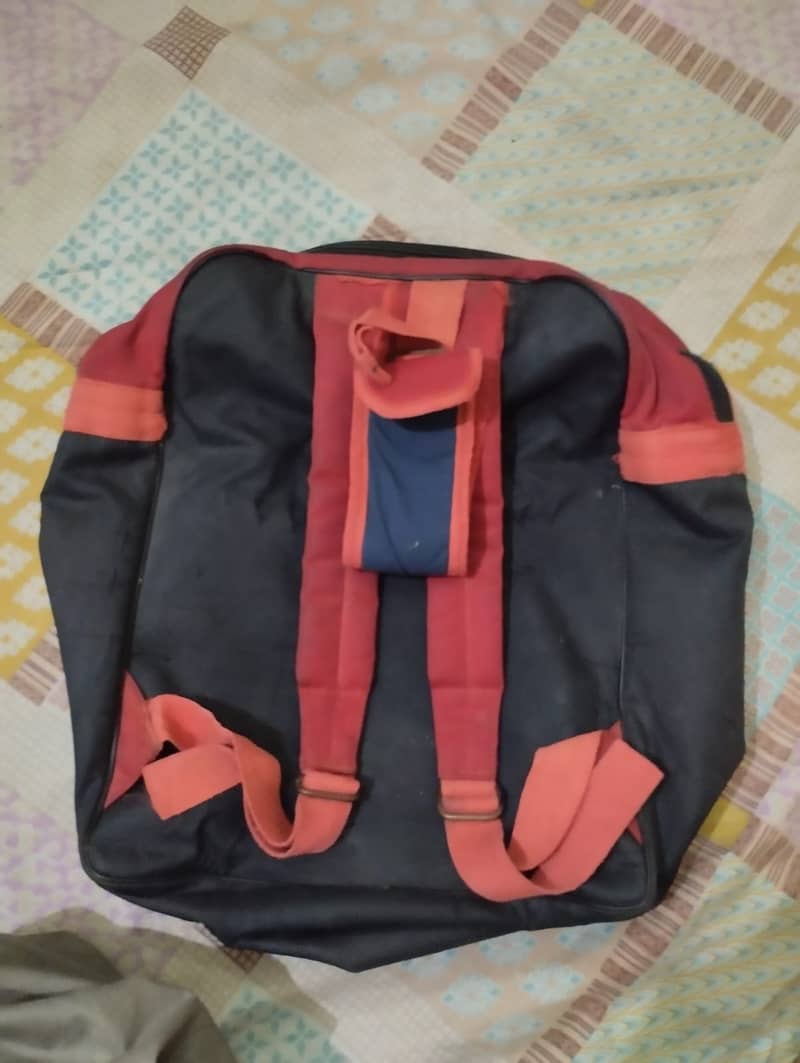 SCHOOL BAGS USED 6