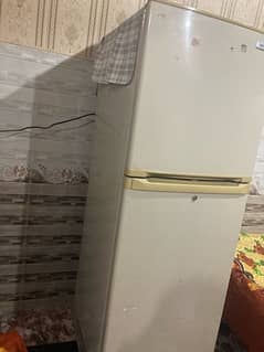 Frige For Sale Good Condition Medium Size