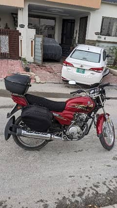 YB 125Z ( With accessories )