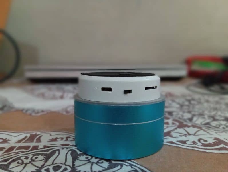 Bluetooth speaker for sell. 2