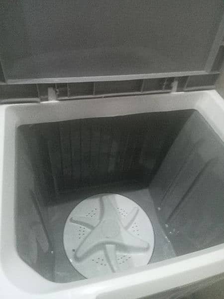 I am selling my new washer 1
