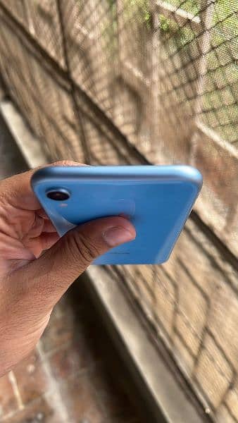 iphone XR 64GB pta approved 1