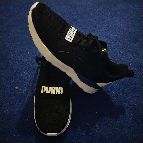 Original PUMA Branded Black Shoes. 9